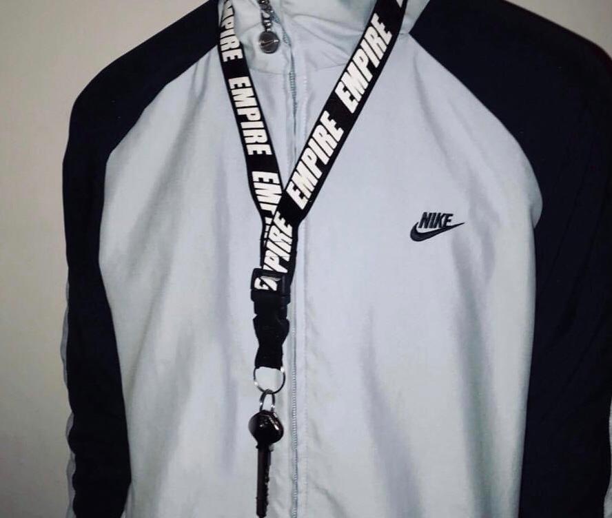 Llavero Negro Blanco